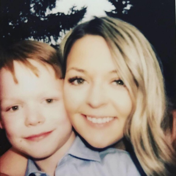 Meet your Posher, Katherine - Picture 1 of 1